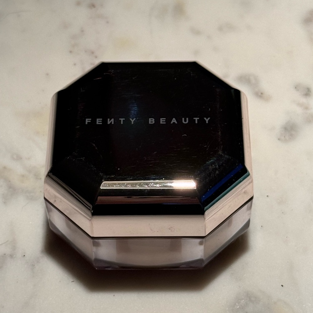 Fenty Beauty Pro Filt’r Cashew - Picture 3 of 4
